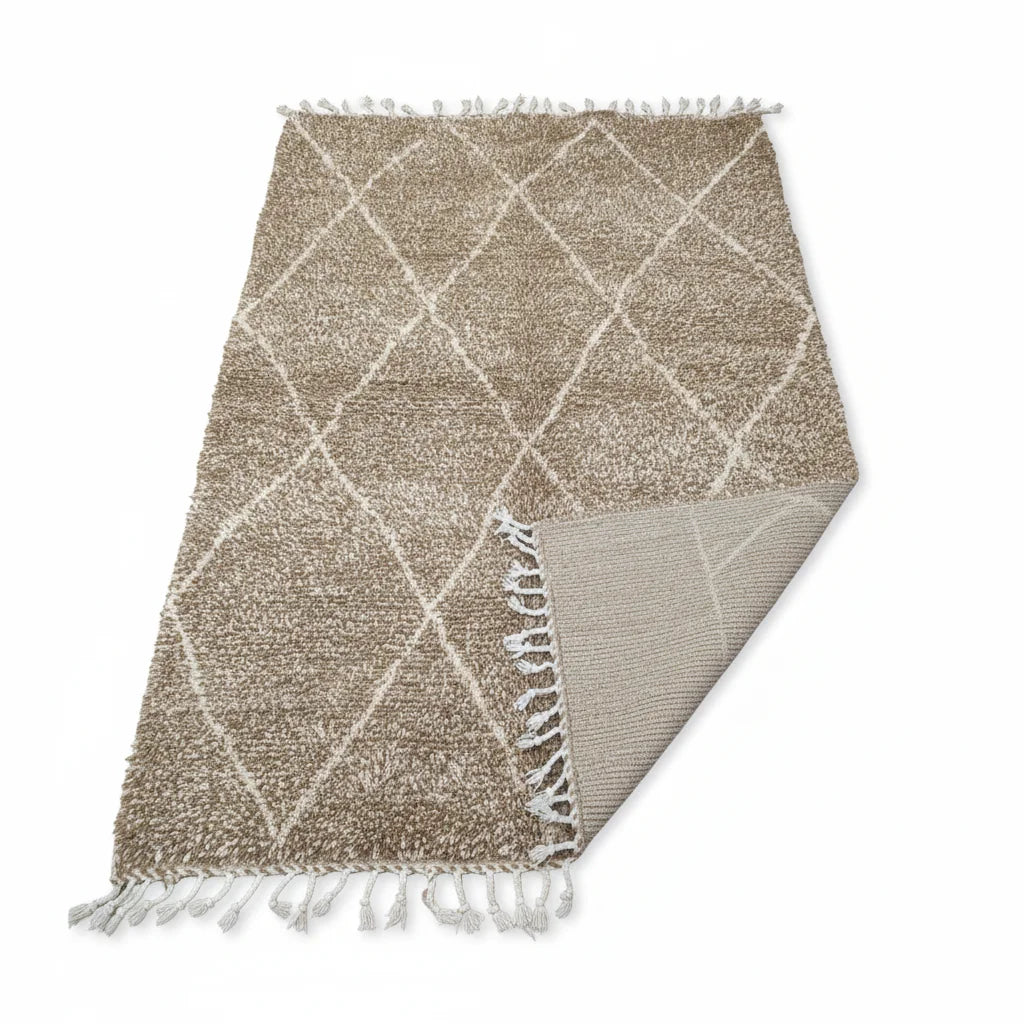 Sand-Toned Moroccan Beni Ourain Rug – Handmade Ivory Diamond Shag