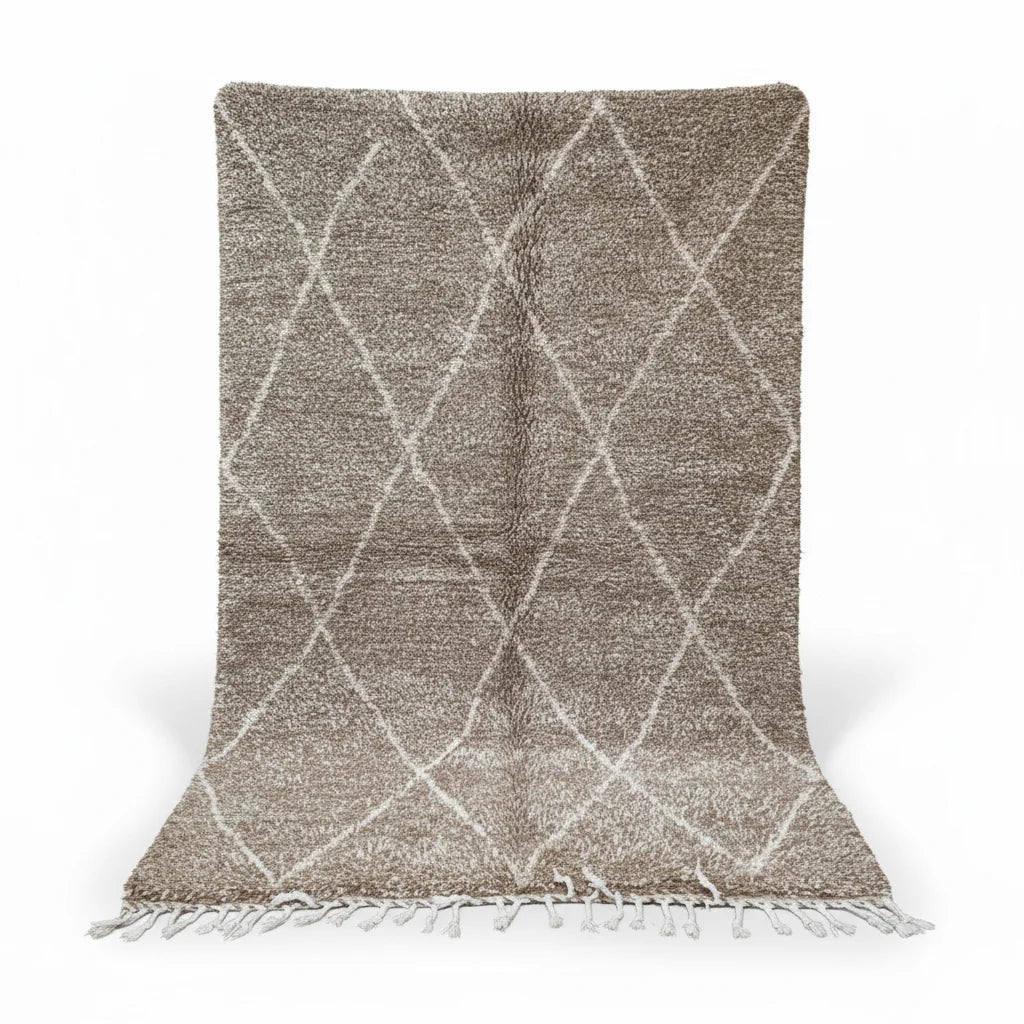 Sand-Toned Moroccan Beni Ourain Rug – Handmade Ivory Diamond Shag