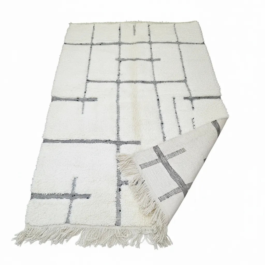 Beni Ourain Moroccan Rug – Ivory Wool with Abstract Black Lines