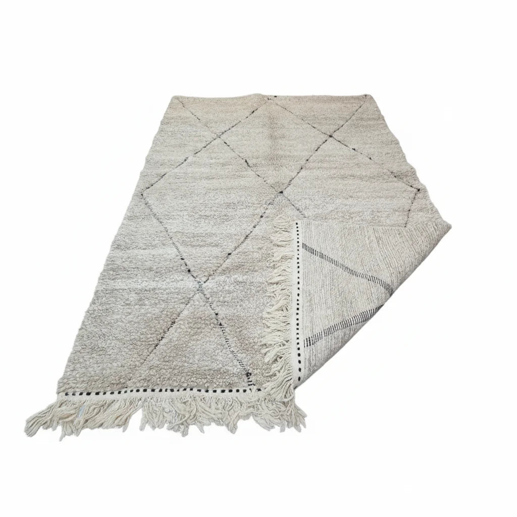 Classic Moroccan Beni Ourain Wool Rug – Handmade Black Diamond Shag
