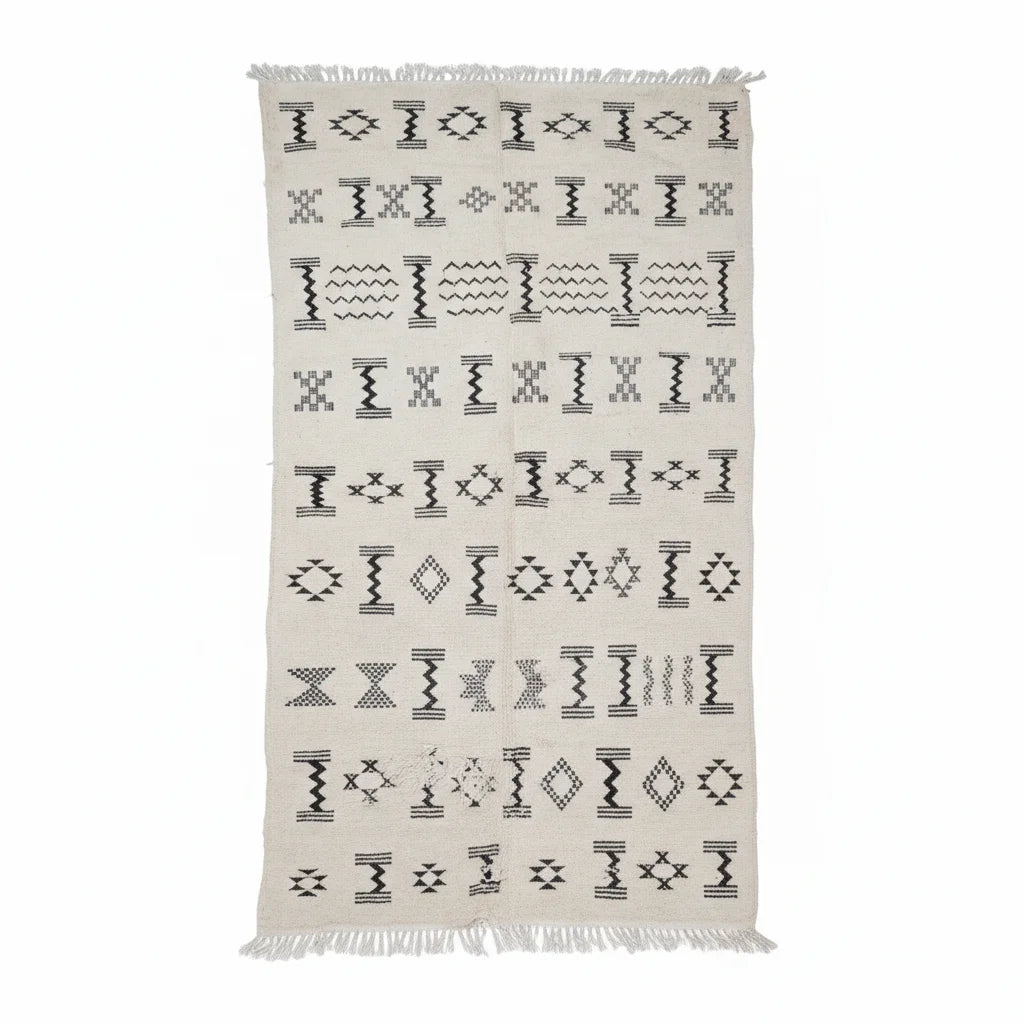 Geometric Tribal Moroccan Kilim Runner – Handmade Black & Ivory Flat-Weave Wool Rug